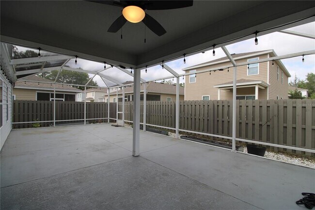 Building Photo - 1462 NW 136th St