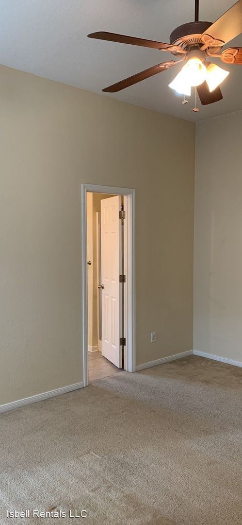 Building Photo - 4 br, 2 bath House - 2501 Wisteria Lane