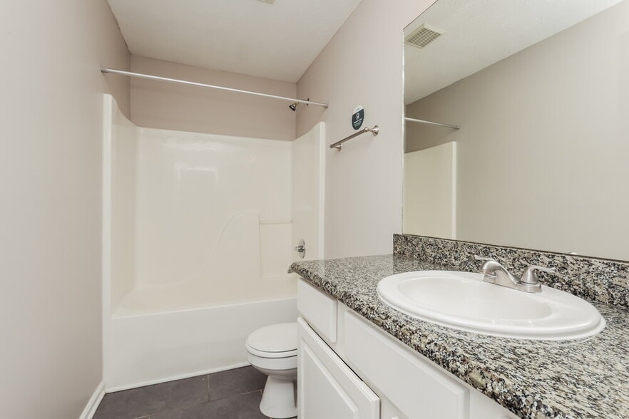Building Photo - 1832 Antebellum Dr
