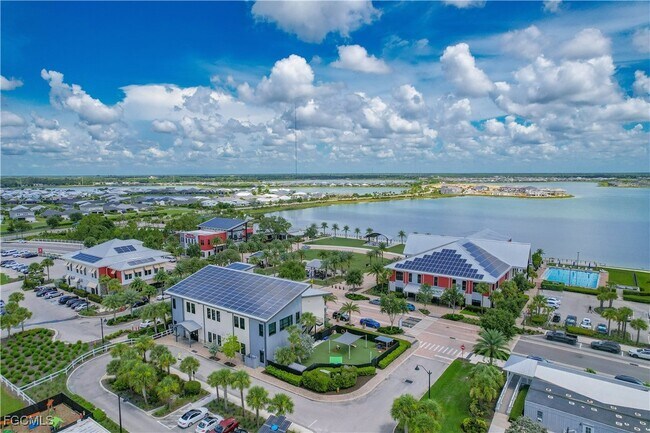 Building Photo - 43041 Greenway Blvd