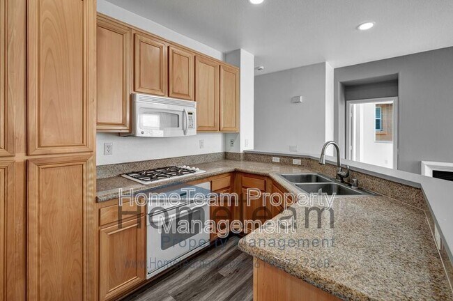 Building Photo - 263 Aventura Dr