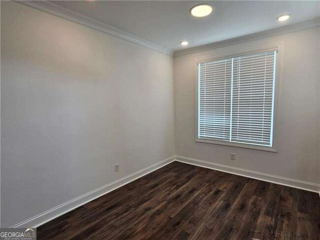 Building Photo - 4247 Millcroft Pl