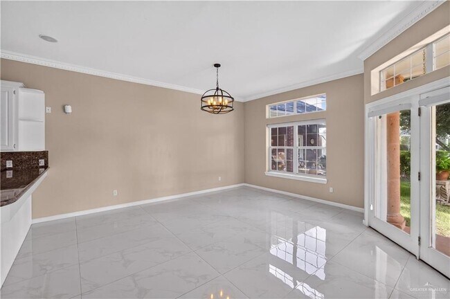 Building Photo - 2308 Colorado St
