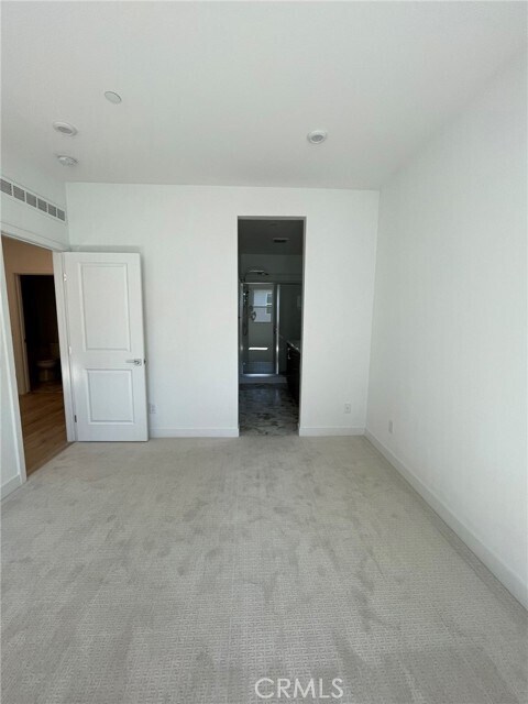 Building Photo - 1230 W Bushell St