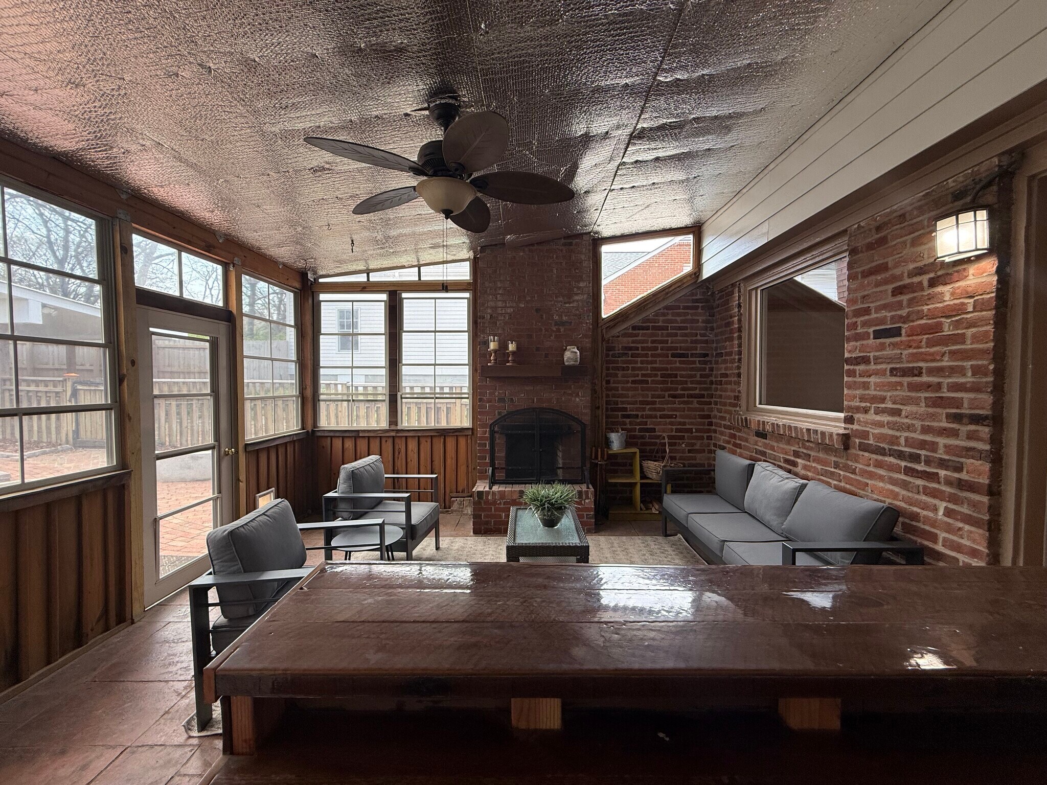 Building Photo - 1417 Clifton Ln