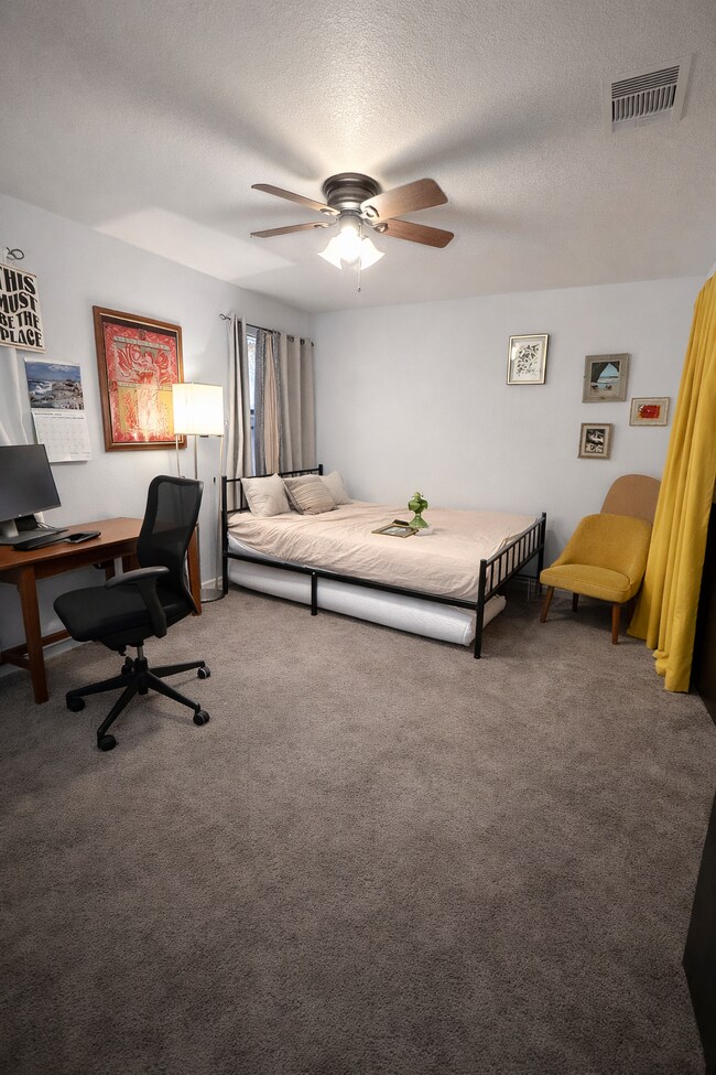 Building Photo - 630 San Augustine Blvd