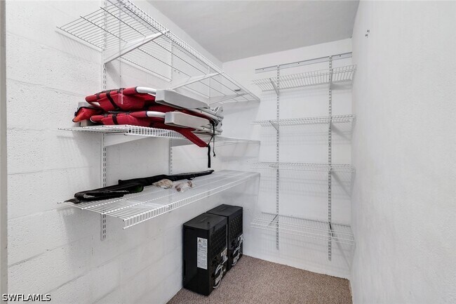 Building Photo - 5 Bluebill Ave