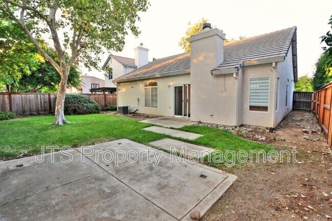 Building Photo - 3112 Gennaker Way