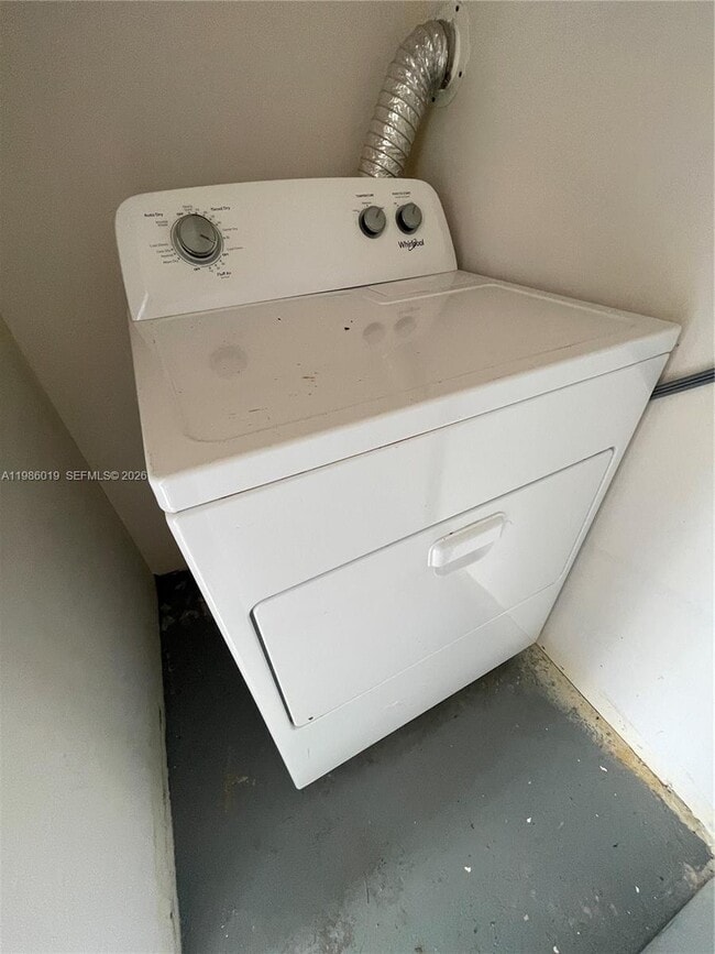 Building Photo - 2964 NE 12th Terrace