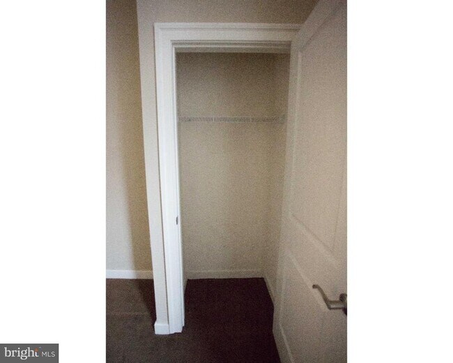 Building Photo - 1100 Spruce St