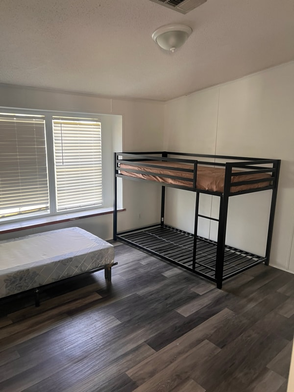 Building Photo - 9907 FL-78