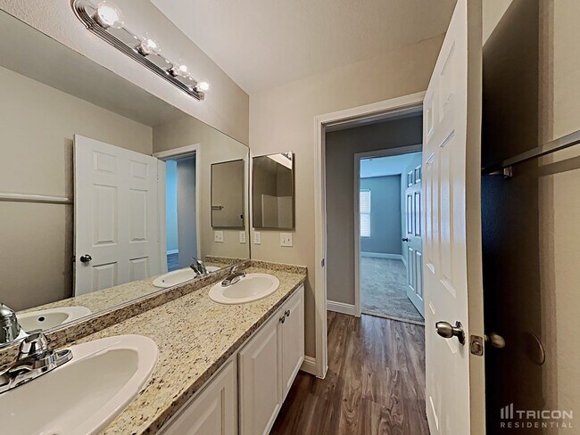 Building Photo - 8940 Annabeth Ct