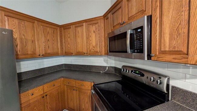 Building Photo - 2606 Fiddlestick Cir