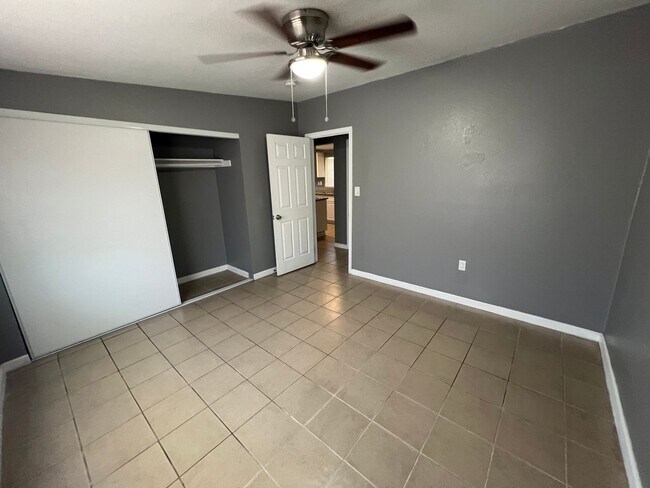 Building Photo - 15643 Sueno Ln