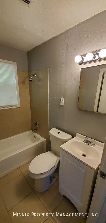 Building Photo - 2118 22nd St