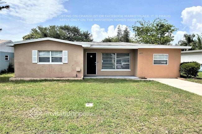 Building Photo - 10771 63rd Ave N