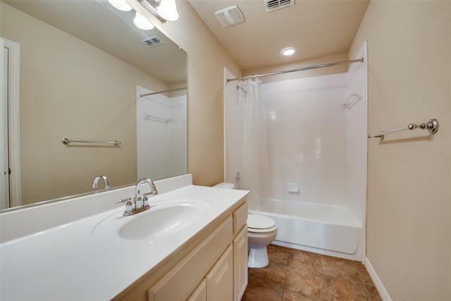 Building Photo - 6072 Wallis Dr
