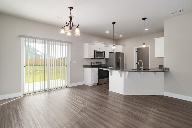 Building Photo - 112 Wisteria Ln