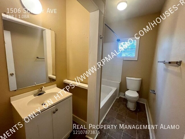 Building Photo - 1506 Schley Ave