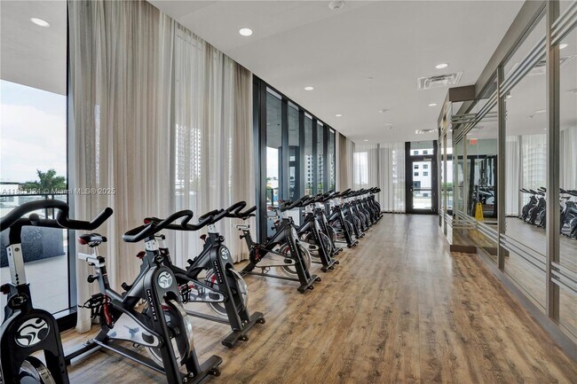 Building Photo - 5300 Paseo Blvd