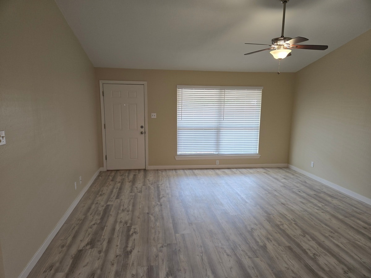 Building Photo - 123 N Glenwood Dr