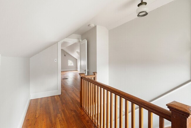 Building Photo - 110 Leonard St