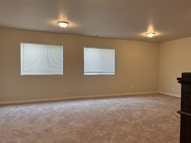 Building Photo - 3891 Ivy Hill Dr