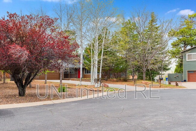 Building Photo - 4154 E Broken Rock Loop