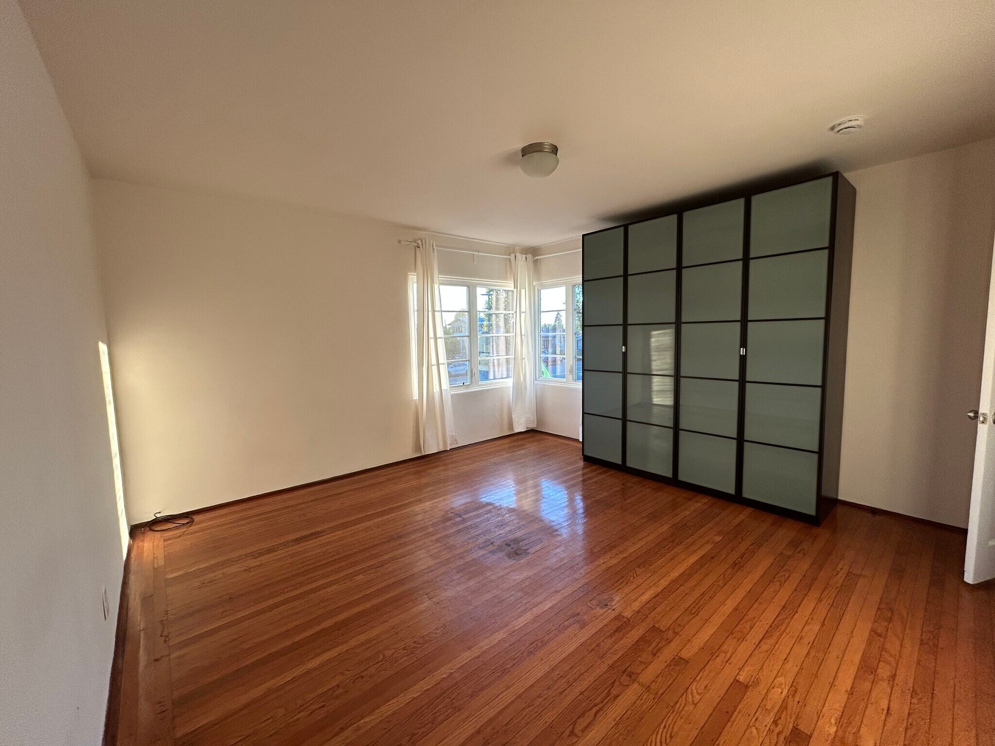 Bedroom with IKEA PAX closet - 1903 Sacramento St