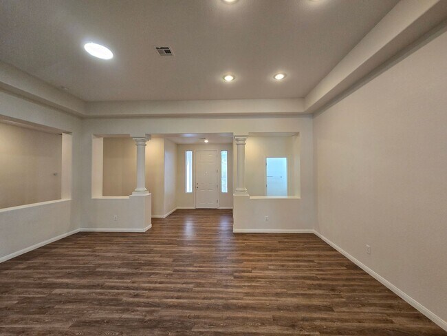 Building Photo - A Fabulous single story home in NW Las Vegas