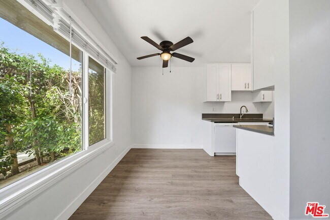 Building Photo - 2636 Kansas Ave