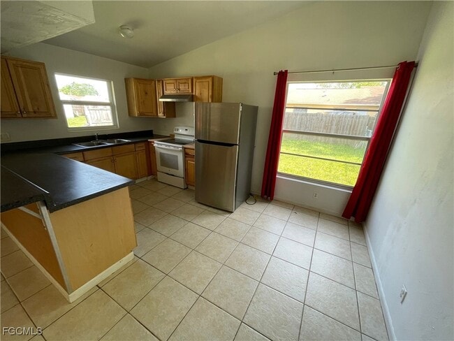 Building Photo - 2630 Purslane Dr