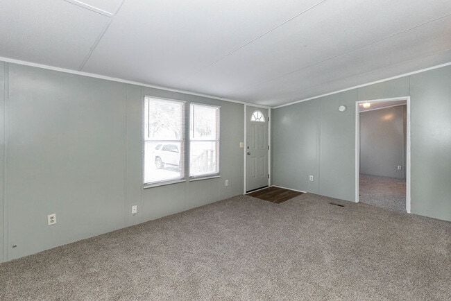 Building Photo - 108 Sherwood Ct