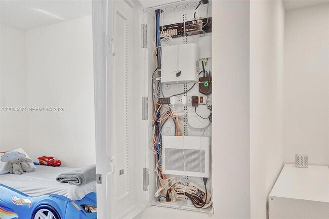 Building Photo - 10437 NW 82nd St