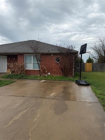 Building Photo - 609 Kings Way Dr