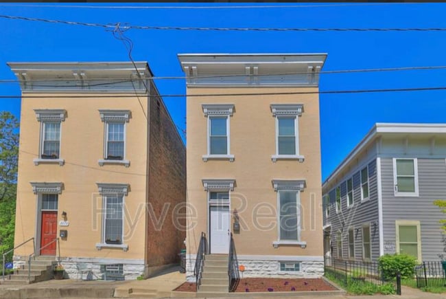 Building Photo - 2281 Loth St