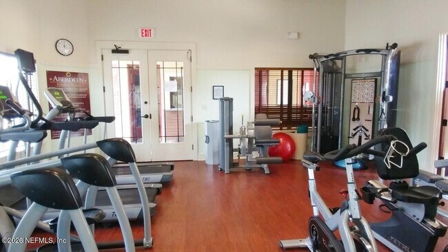 Building Photo - 295 Leese Dr