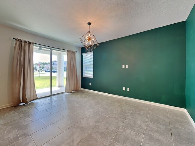 Building Photo - 3115 Country Side Dr