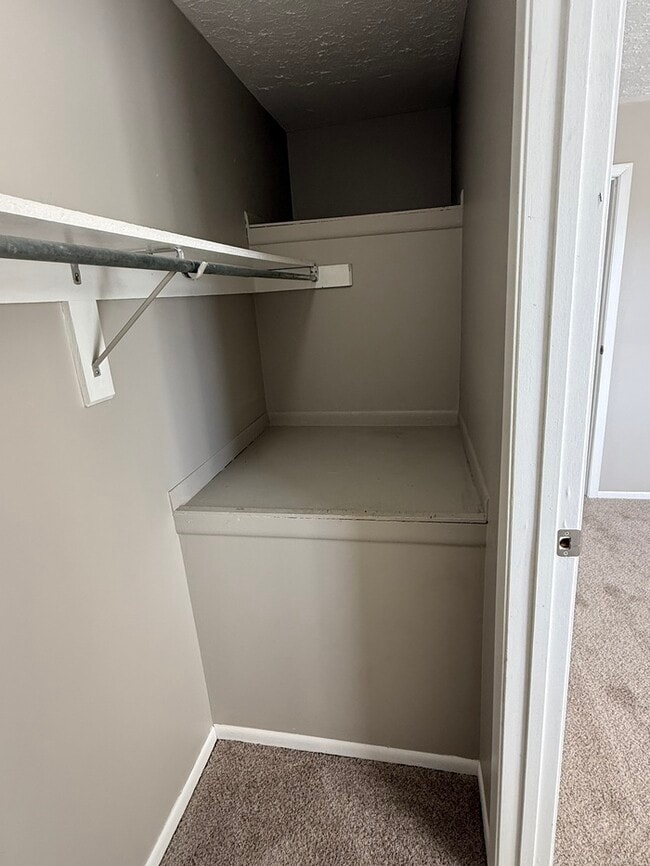 Building Photo - 2 bedroom townhome in Dublin Schools