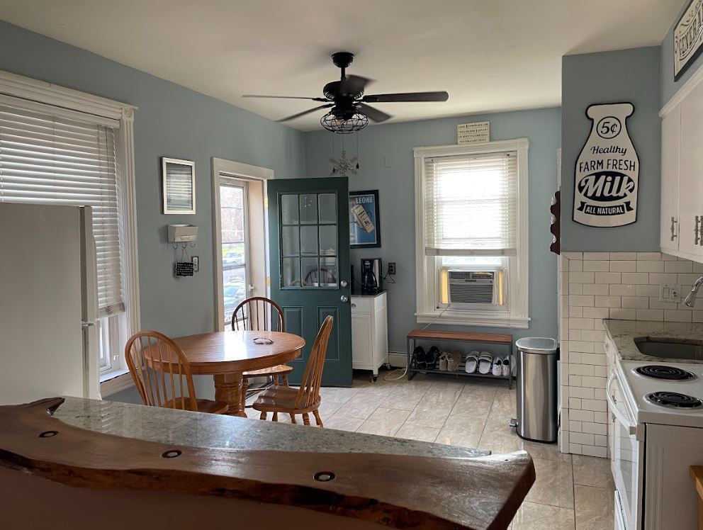 Kitchen2 - 320 Gay St