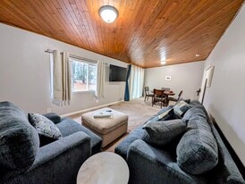 Building Photo - 114 Maple Manor Dr