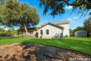 Building Photo - 1452 Lakeview Dr