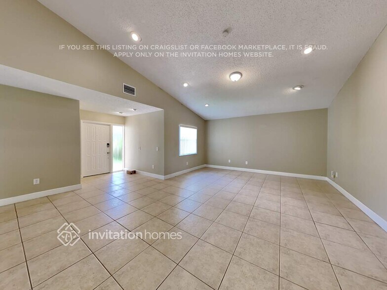 Building Photo - 14831 SW 50th Terrace