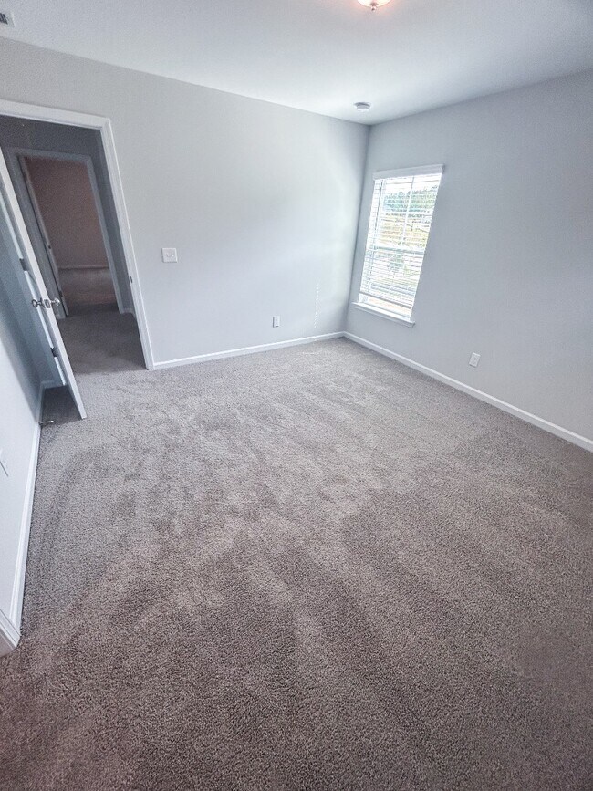 Building Photo - 279 Boseman Rd