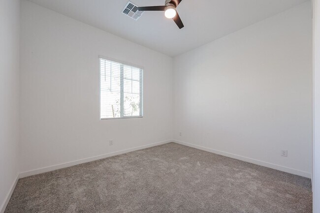 Building Photo - 31674 N 123rd Ave