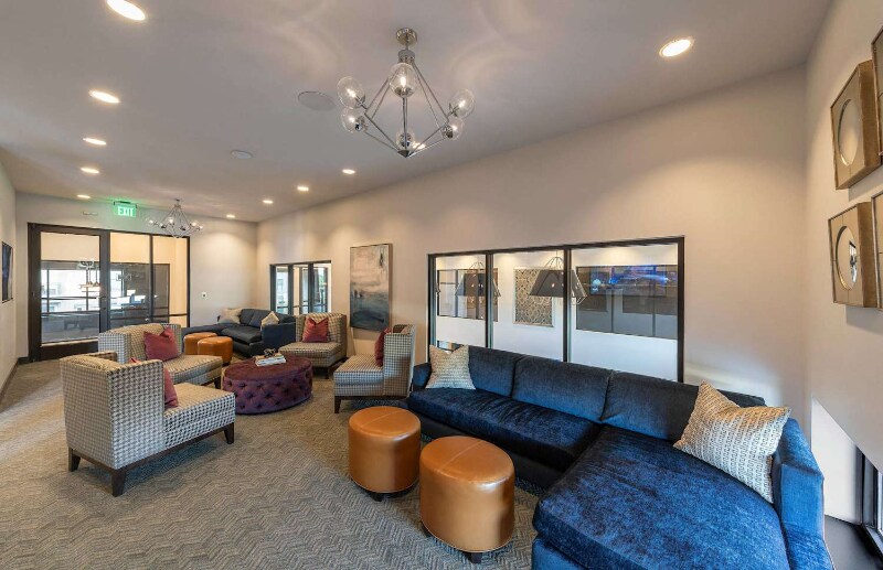 Building Photo - 3551 Wilshire Wy