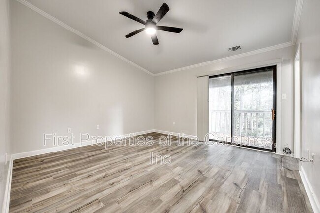 Building Photo - 4158-F Charlotte Hwy