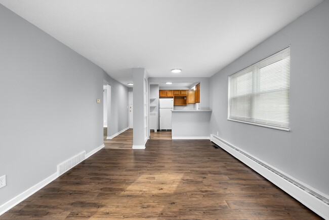 Building Photo - Englewood Apartments