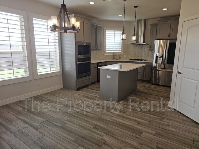 Building Photo - 1520 Overshine Ln