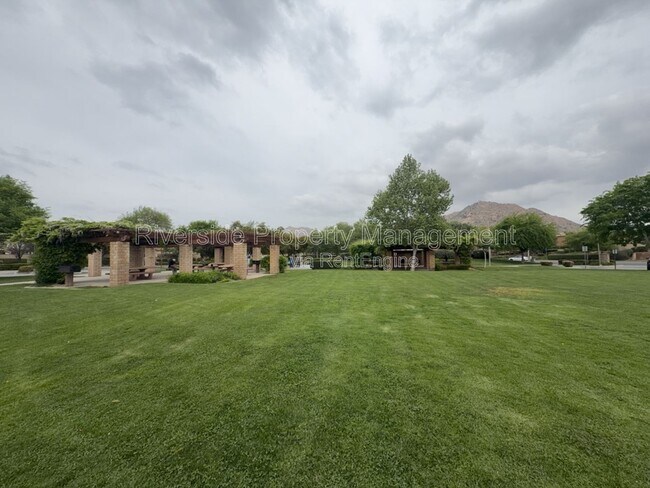 Building Photo - 3882 Strand Way